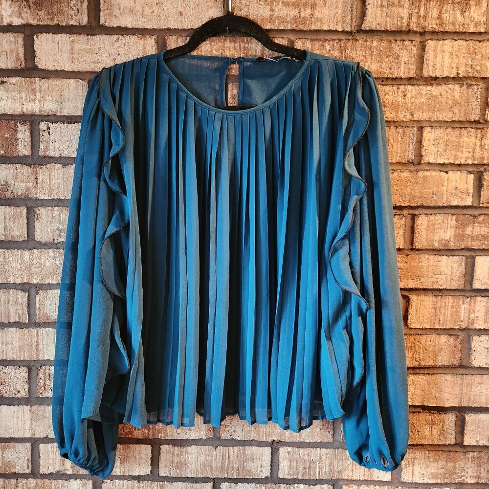 Zara Sheer Chiffon Green Pleated Long Sleeve Ruffle Blouse Size XL EUC